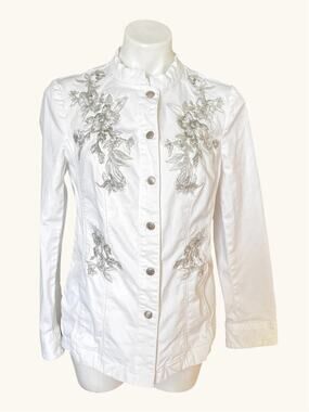 White House Black Market White Jacket with Silver Floral Embroidery size 10